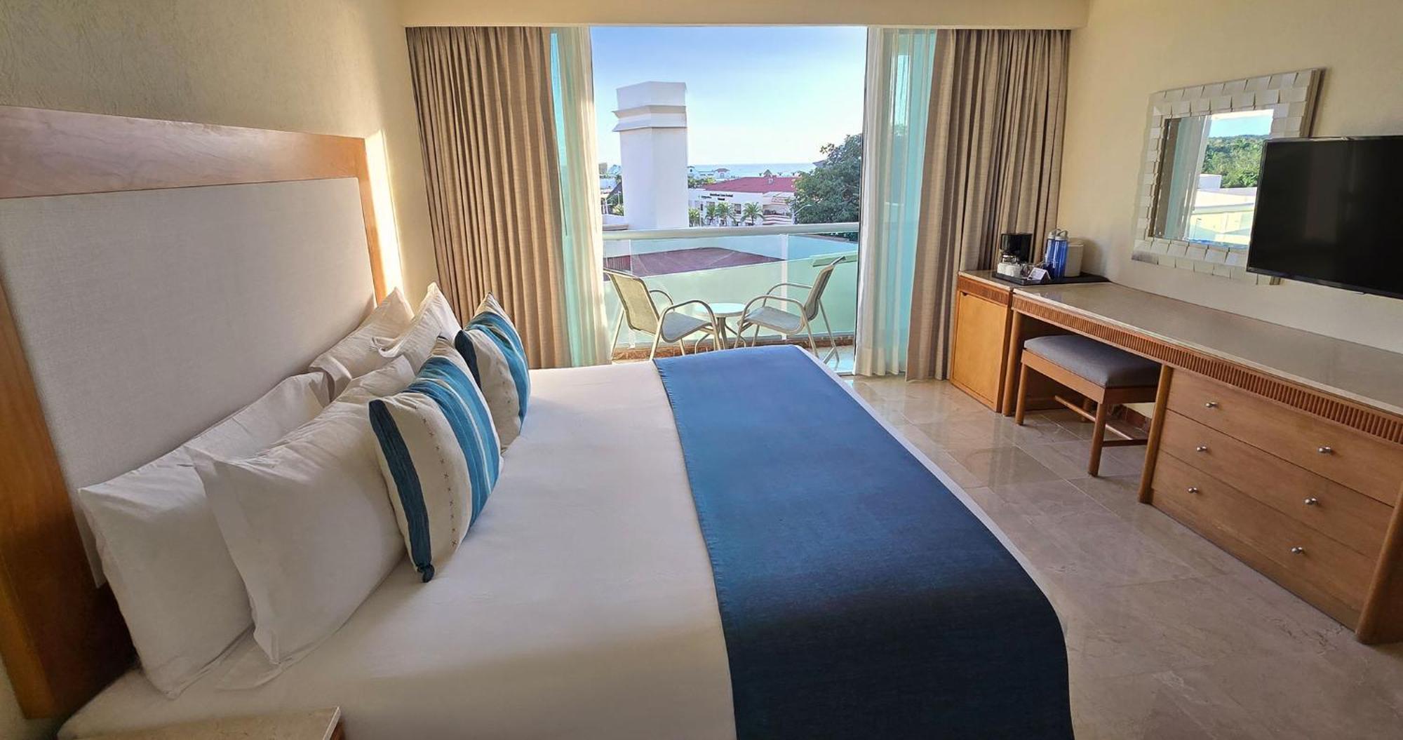 Grand Park Royal Cozumel Hotel Exterior photo